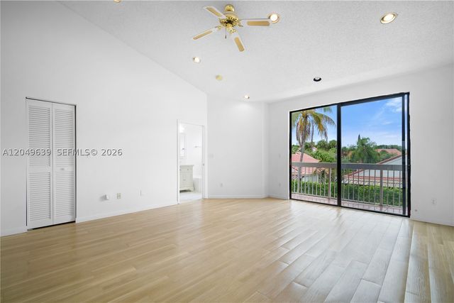 21378 Marina Cove Cir 11-B, Aventura, FL 33180