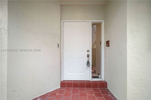 21378 Marina Cove Cir 11-B, Aventura, FL 33180