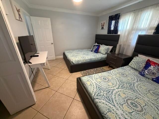 4318 TAYLOR Street, Hollywood, FL 33021