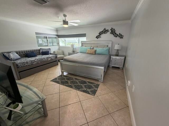 4318 TAYLOR Street, Hollywood, FL 33021