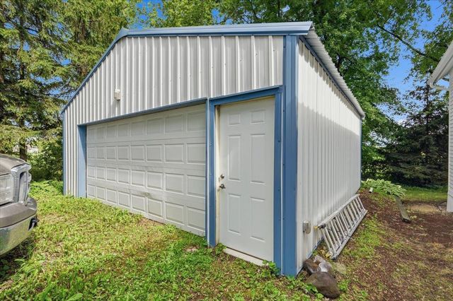 W3798 Highway 33, Cambria, WI 53923