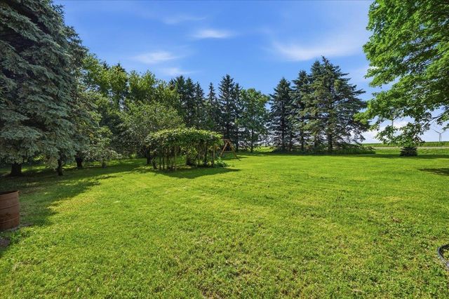 W3798 Highway 33, Cambria, WI 53923
