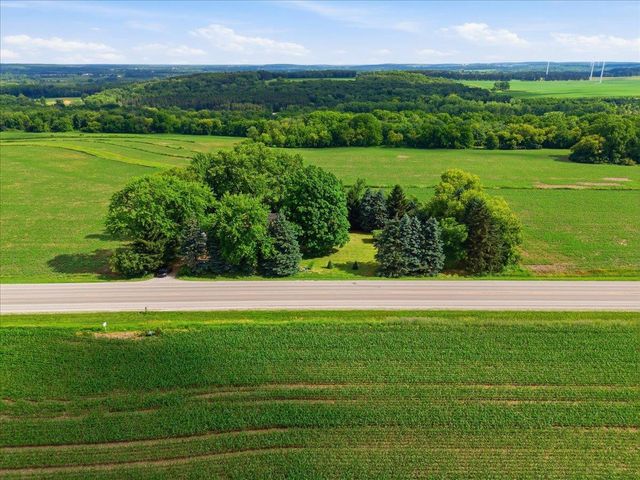 W3798 Highway 33, Cambria, WI 53923