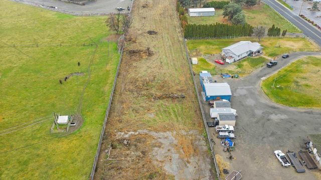 1526 E 3rd Ave, Kennewick, WA 99337