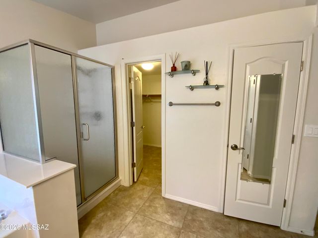 11253 N Eagle Landing Place, Tucson, AZ 85737