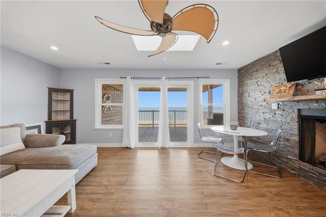 1616 E Ocean View Ave Apt F, Norfolk, VA 23503