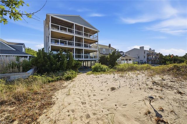 1616 E Ocean View Ave Apt F, Norfolk, VA 23503