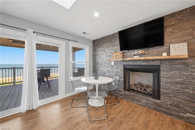 1616 E Ocean View Ave Apt F, Norfolk, VA 23503