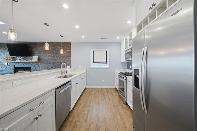 1616 E Ocean View Ave Apt F, Norfolk, VA 23503