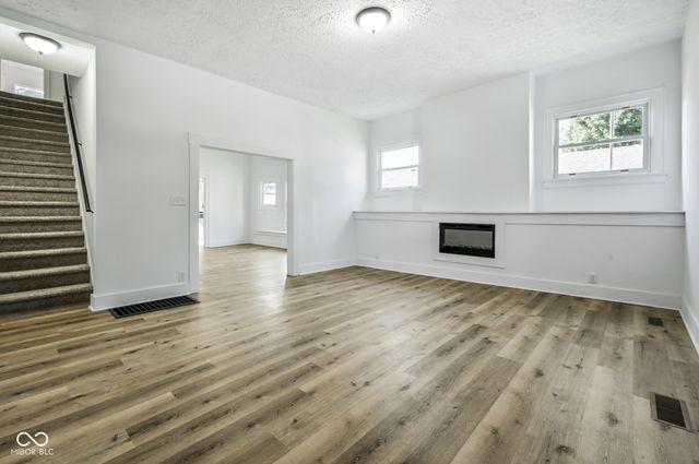 137 N Tennessee Street, Danville, IN 46122