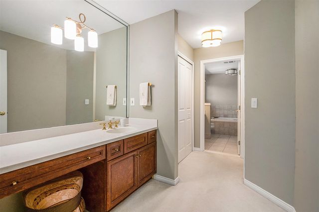 4251 Fleming Way, Plymouth, MI 48170