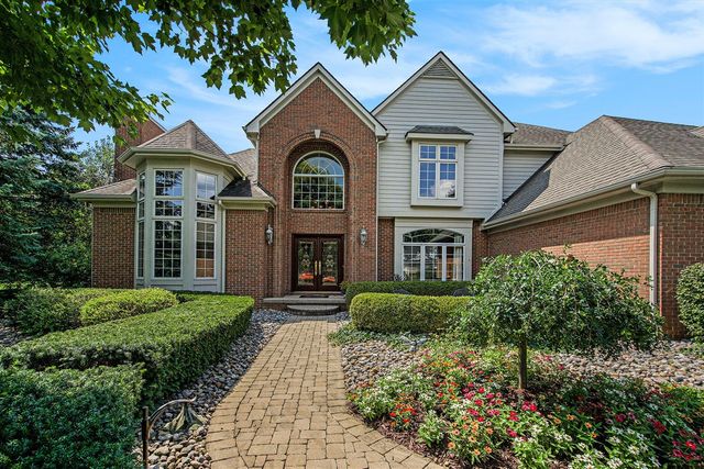 4251 Fleming Way, Plymouth, MI 48170