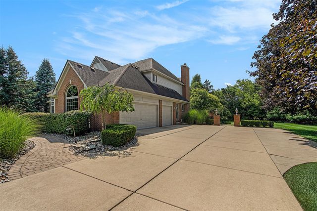 4251 Fleming Way, Plymouth, MI 48170