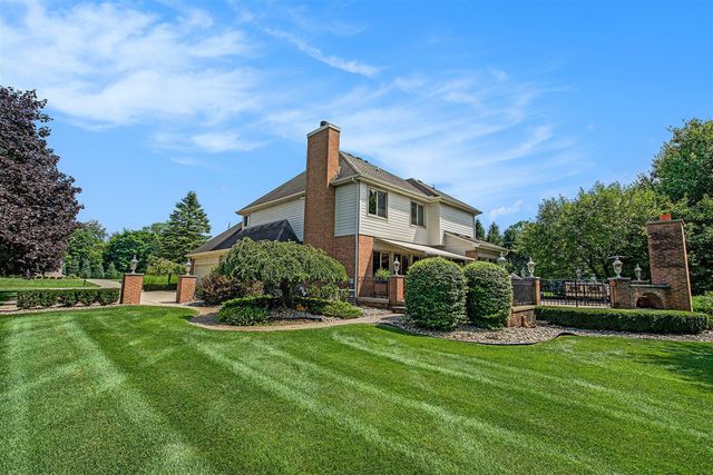 4251 Fleming Way, Plymouth, MI 48170