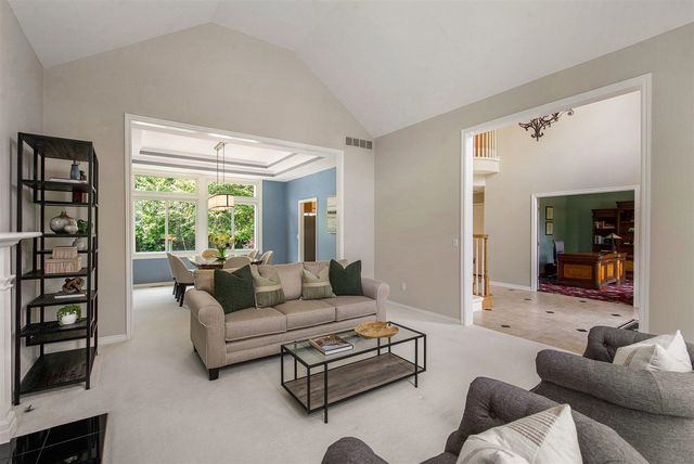 4251 Fleming Way, Plymouth, MI 48170