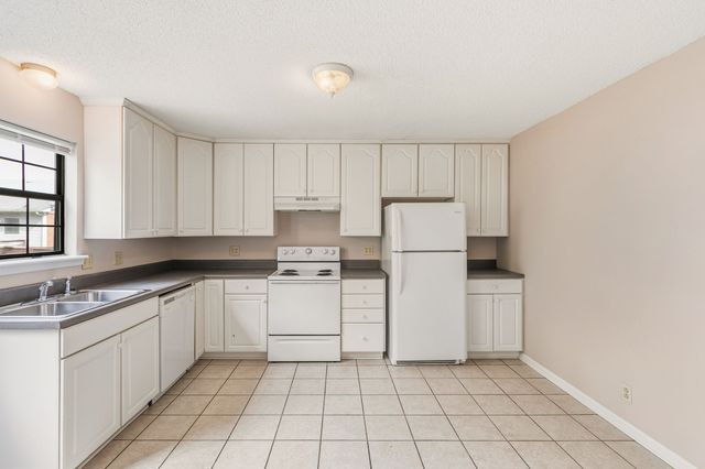 1615 Western Shore Dr, Nashville, TN 37214