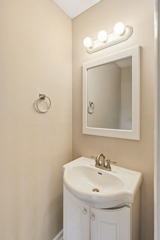 1615 Western Shore Dr, Nashville, TN 37214