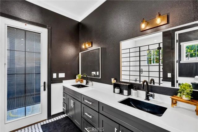 10901 Chestnut, Los Alamitos, CA 90720