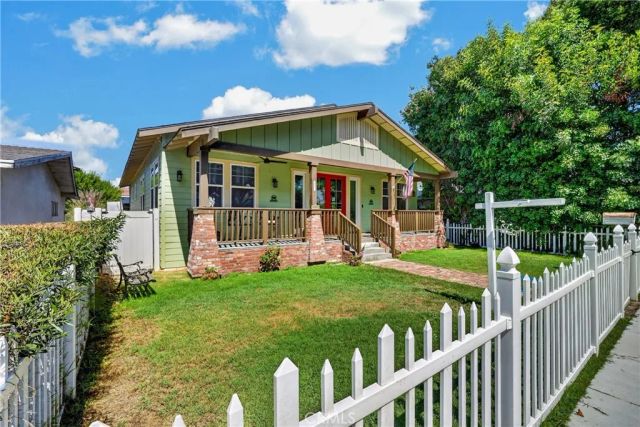10901 Chestnut, Los Alamitos, CA 90720