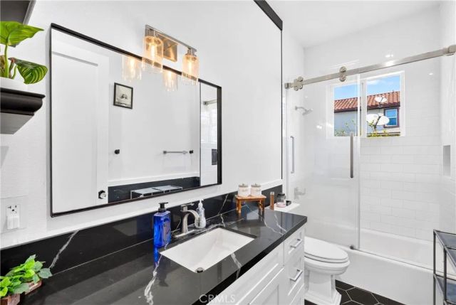 10901 Chestnut, Los Alamitos, CA 90720
