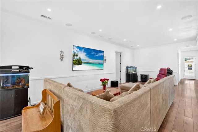 10901 Chestnut, Los Alamitos, CA 90720