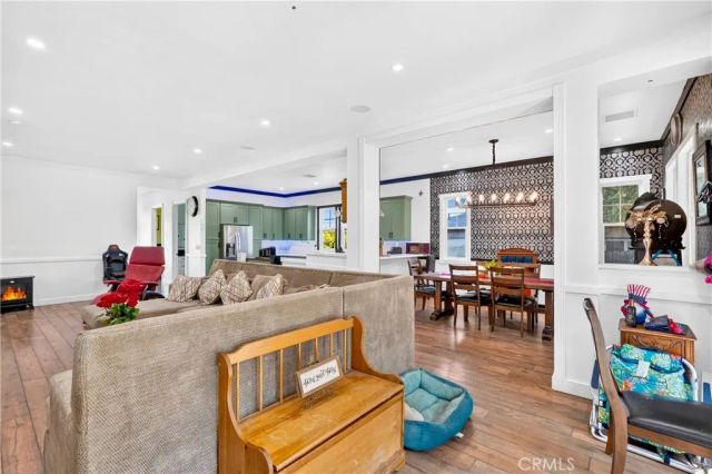 10901 Chestnut, Los Alamitos, CA 90720