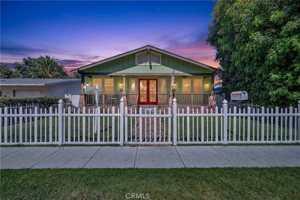 10901 Chestnut, Los Alamitos, CA 90720