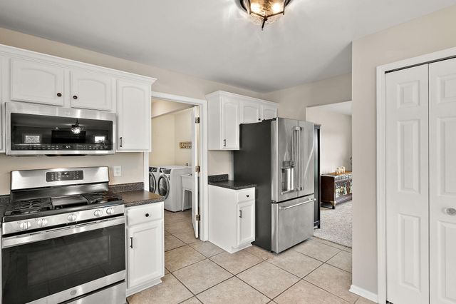 4489 E 101st Avenue, Crown Point, IN 46307