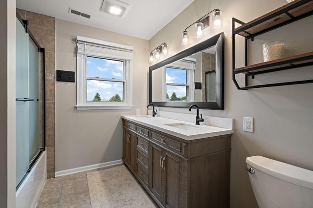 4489 E 101st Avenue, Crown Point, IN 46307