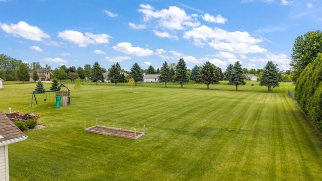4489 E 101st Avenue, Crown Point, IN 46307