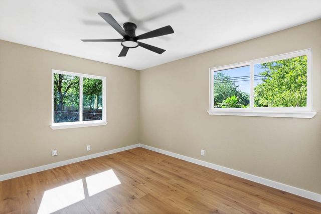 1800 Nicole CIR A, Round Rock, TX 78664