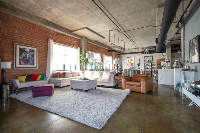 3940 7th Ave 215, San Diego, CA 92103