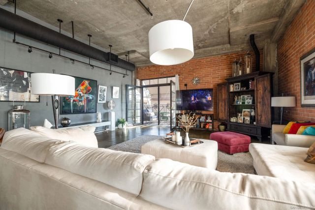 3940 7th Ave 215, San Diego, CA 92103