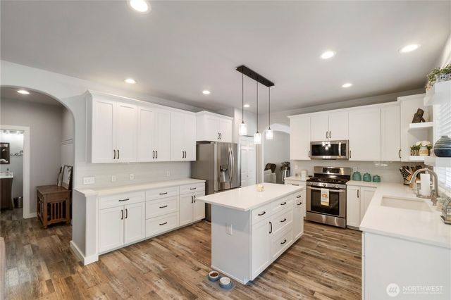 6021 Olive Avenue SE, Auburn, WA 98092