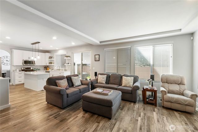 6021 Olive Avenue SE, Auburn, WA 98092