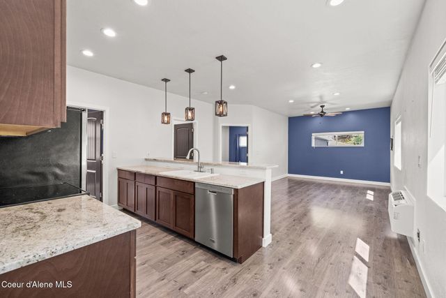 1405 N Cherrywood DR, Coeur D'alene, ID 83814