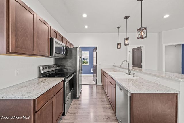 1405 N Cherrywood DR, Coeur D'alene, ID 83814