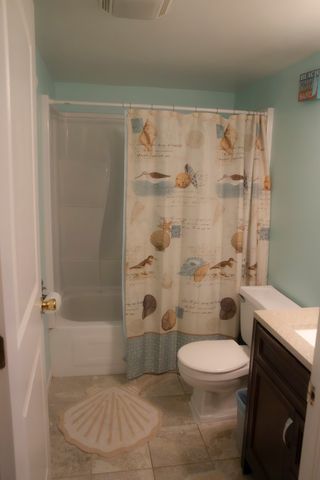 437 Cavalier Court 111, West Dundee, IL 60118
