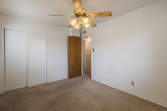 1112 Dorothy Street NE, Albuquerque, NM 87112