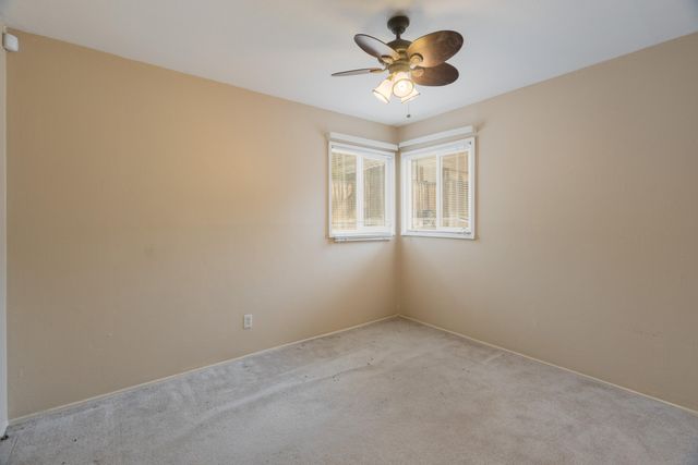 1112 Dorothy Street NE, Albuquerque, NM 87112