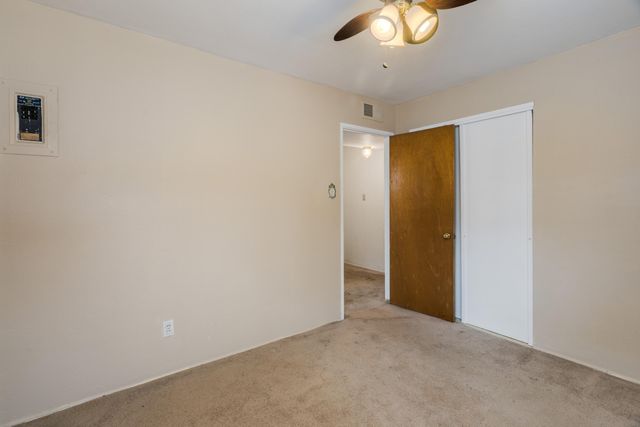 1112 Dorothy Street NE, Albuquerque, NM 87112