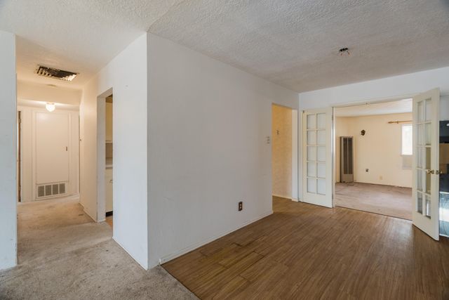 1112 Dorothy Street NE, Albuquerque, NM 87112