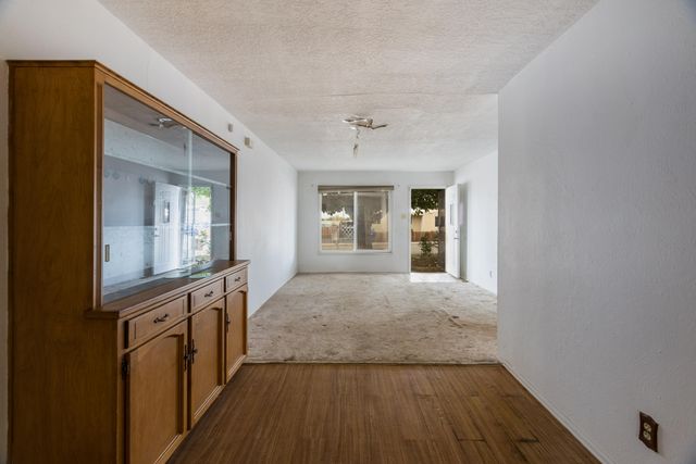 1112 Dorothy Street NE, Albuquerque, NM 87112