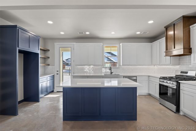 3618 W Evergreen Street, Skiatook, OK 74070