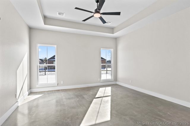 3618 W Evergreen Street, Skiatook, OK 74070