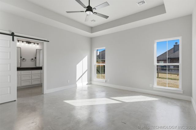 3618 W Evergreen Street, Skiatook, OK 74070