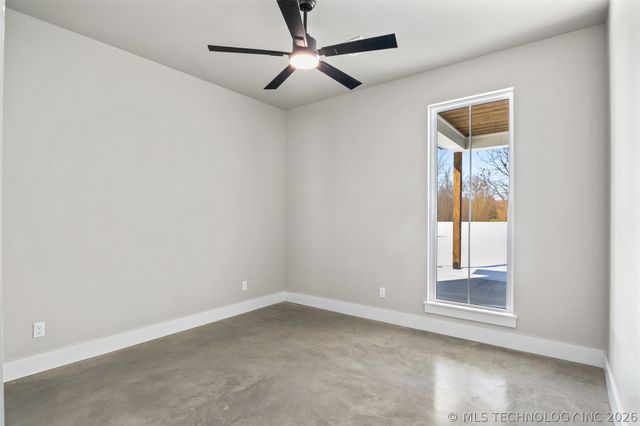 3618 W Evergreen Street, Skiatook, OK 74070