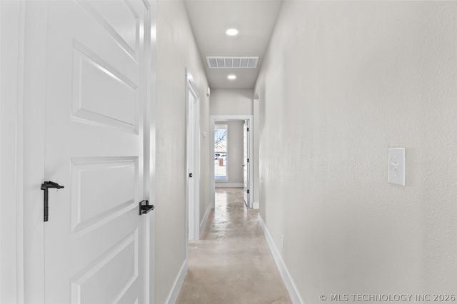 3618 W Evergreen Street, Skiatook, OK 74070