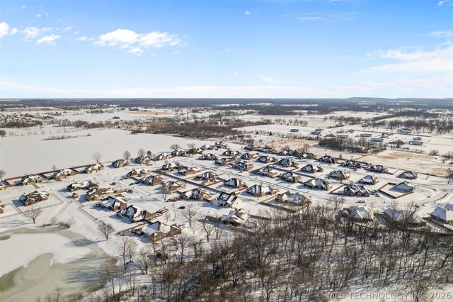 3618 W Evergreen Street, Skiatook, OK 74070