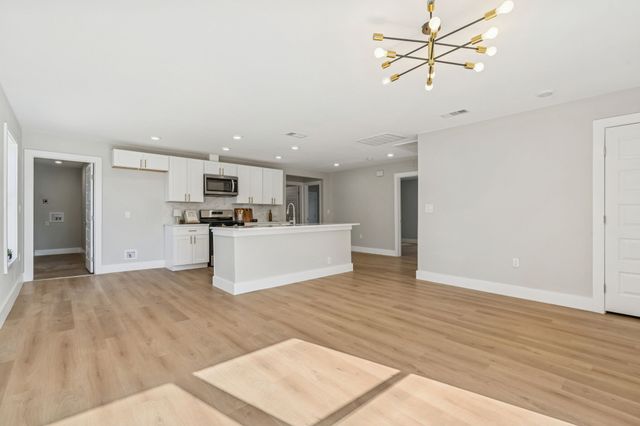 1521 Lattimore Street, Denton, TX 76209